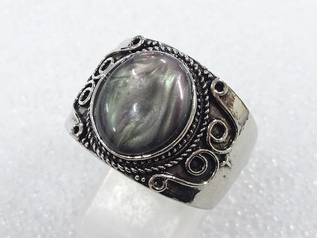 Japanese Kimono / Antique Accessories Metal